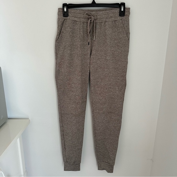 buffbunny joggers size 6 - Picture 7 of 13